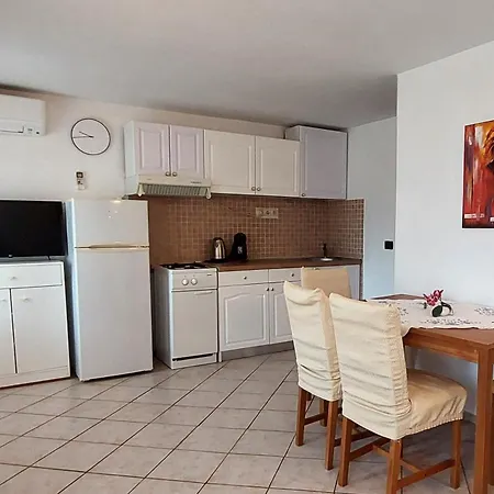 Mara House With Affittacamere 3*
