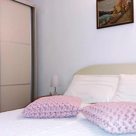 Mara House With 3* Murine