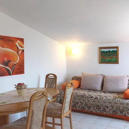 Mara House With 3*