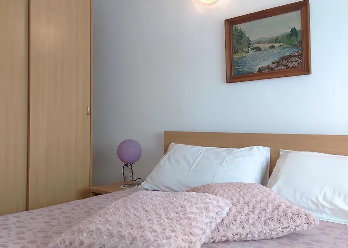 Gostinjska kuća Mara House With Murine