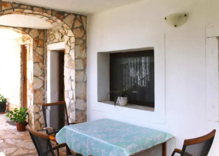 Mara House With Murine