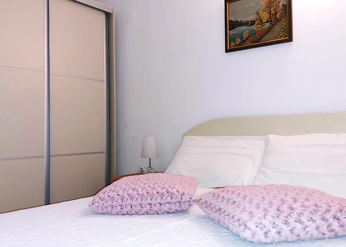 Mara House With 3* Murine