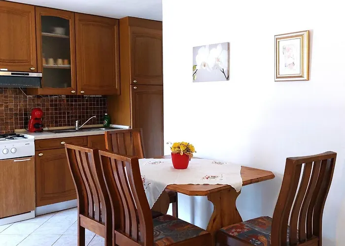 Mara House With Murine