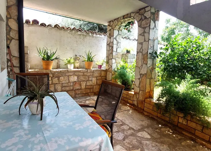 Mara House With 3* Murine